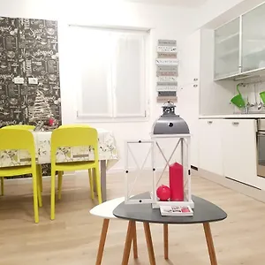 Le Stanze Del Trenino Rosso Apartment Tirano
